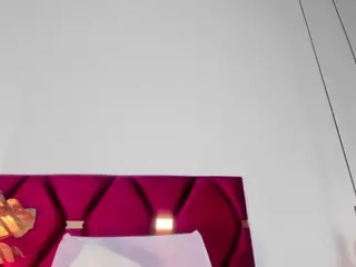 EmilyWatsonn's Live Sex Cam Show