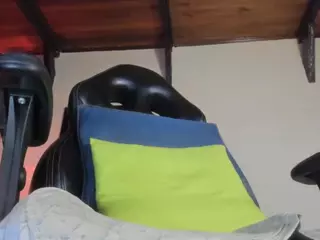 MagiArias's Live Sex Cam Show