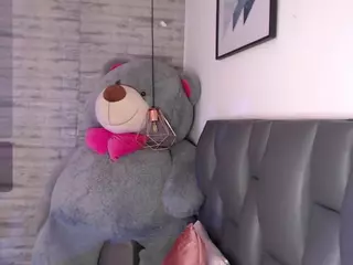 TinnaGoddess's Live Sex Cam Show