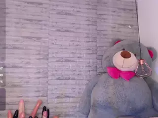 TinnaGoddess's Live Sex Cam Show
