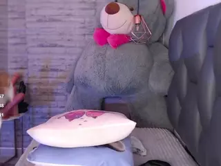 TinnaGoddess's Live Sex Cam Show