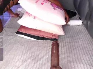 TinnaGoddess's Live Sex Cam Show