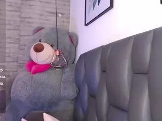 TinnaGoddess's Live Sex Cam Show