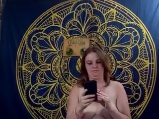 Elise3695's Live Sex Cam Show