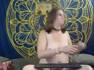 Elise3695's Live Sex Cam Show
