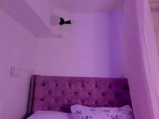 Laura Bonnet's Live Sex Cam Show