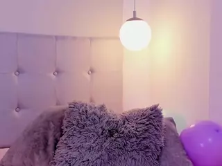 Laura Bonnet's Live Sex Cam Show