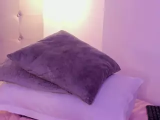 Laura Bonnet's Live Sex Cam Show