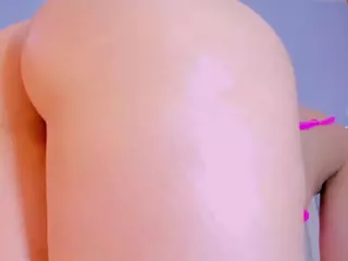 AlanaQuispe's Live Sex Cam Show
