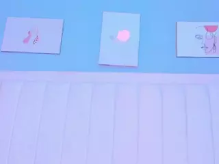 AlanaQuispe's Live Sex Cam Show