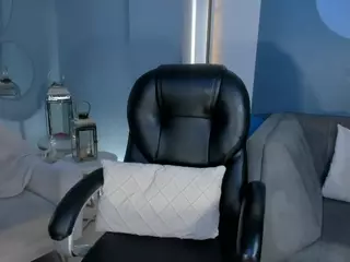 AlessaRomero's Live Sex Cam Show