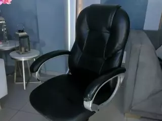 AlessaRomero's Live Sex Cam Show