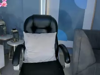 AlessaRomero's Live Sex Cam Show