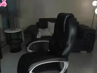 AlessaRomero's Live Sex Cam Show