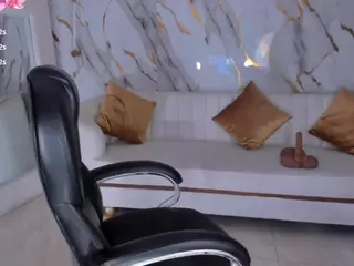 AlessaRomero's Live Sex Cam Show