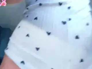 AlessaRomero's Live Sex Cam Show