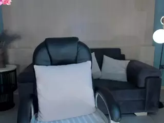 AlessaRomero's Live Sex Cam Show