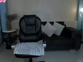 AlessaRomero's Live Sex Cam Show