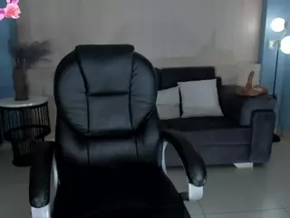 AlessaRomero's Live Sex Cam Show
