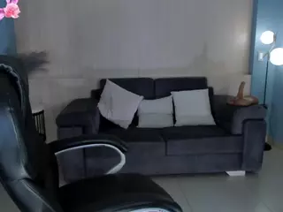 AlessaRomero's Live Sex Cam Show