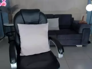 AlessaRomero's Live Sex Cam Show