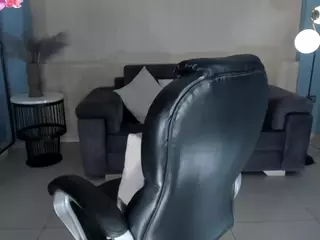 AlessaRomero's Live Sex Cam Show