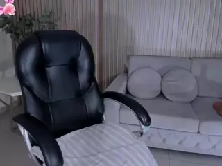 AlessaRomero's Live Sex Cam Show