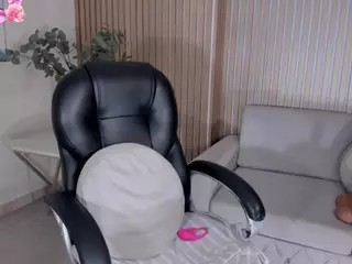 AlessaRomero's Live Sex Cam Show