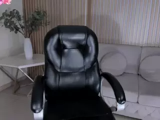 AlessaRomero's Live Sex Cam Show