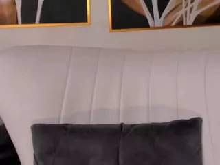 IvannaRussell's Live Sex Cam Show