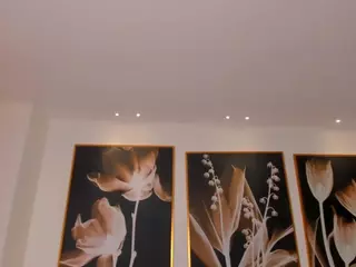 IvannaRussell's Live Sex Cam Show