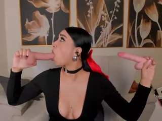 IvannaRussell's Live Sex Cam Show