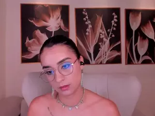 IvannaRussell's Live Sex Cam Show