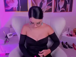 IvannaRussell's Live Sex Cam Show