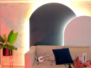 IvannaRussell's Live Sex Cam Show