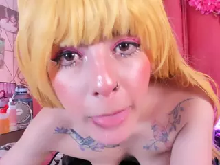 AliceBenet's Live Sex Cam Show
