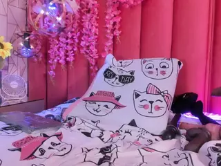 AliceBenet's Live Sex Cam Show