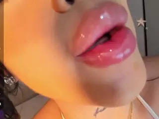 Rouse-hallberg's Live Sex Cam Show