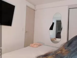 Rouse-hallberg's Live Sex Cam Show