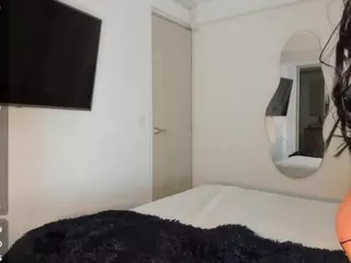 Rouse-hallberg's Live Sex Cam Show