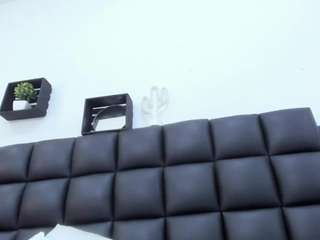 Live cam show with SABRINA-MED