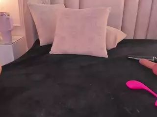 alison-collins's Live Sex Cam Show