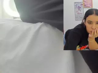 Daki-Ume's Live Sex Cam Show