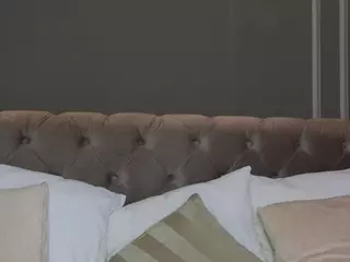 AnnieStyles's Live Sex Cam Show
