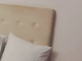 CassieHilton's Live Sex Cam Show