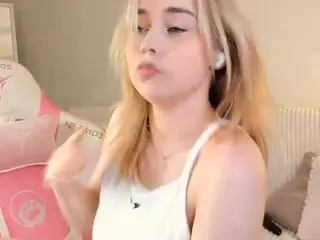 tinyrony's Live Sex Cam Show