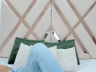 cloespencer's Live Sex Cam Show