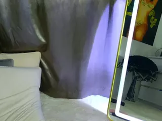 monnyque's Live Sex Cam Show