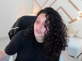 serafina_bianchi's Live Sex Cam Show