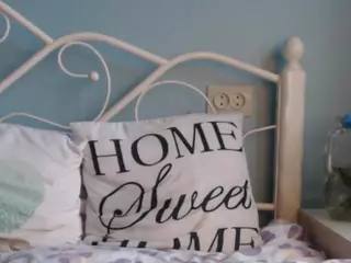 sensual-goddesss's Live Sex Cam Show
